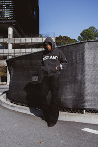 BLACK DISTANT HOODIE