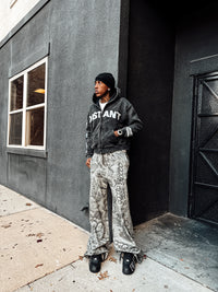 BLACK DISTANT HOODIE