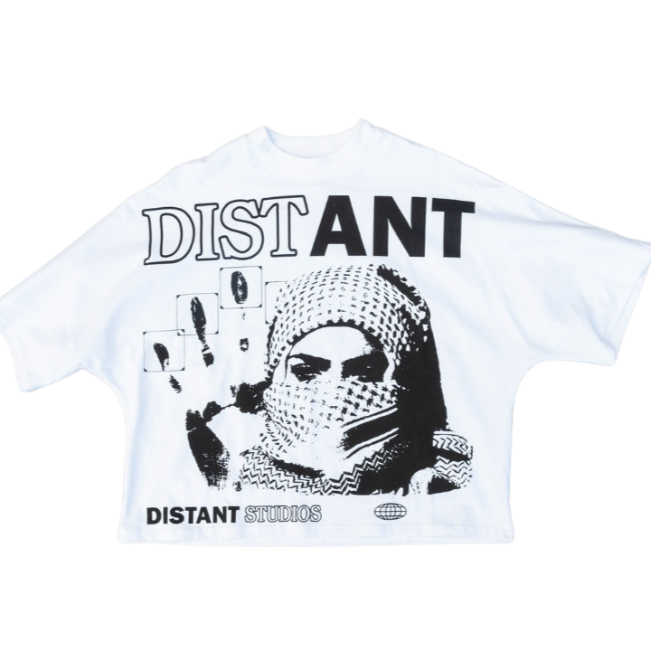 DISTANT WHITE TEE