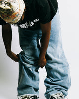 BLUE ESSENTIAL JEANS