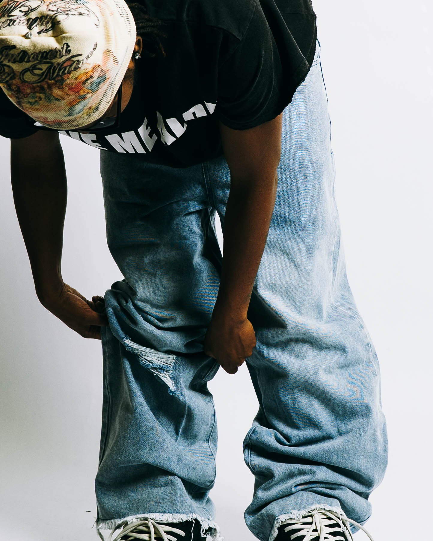 BLUE ESSENTIAL JEANS