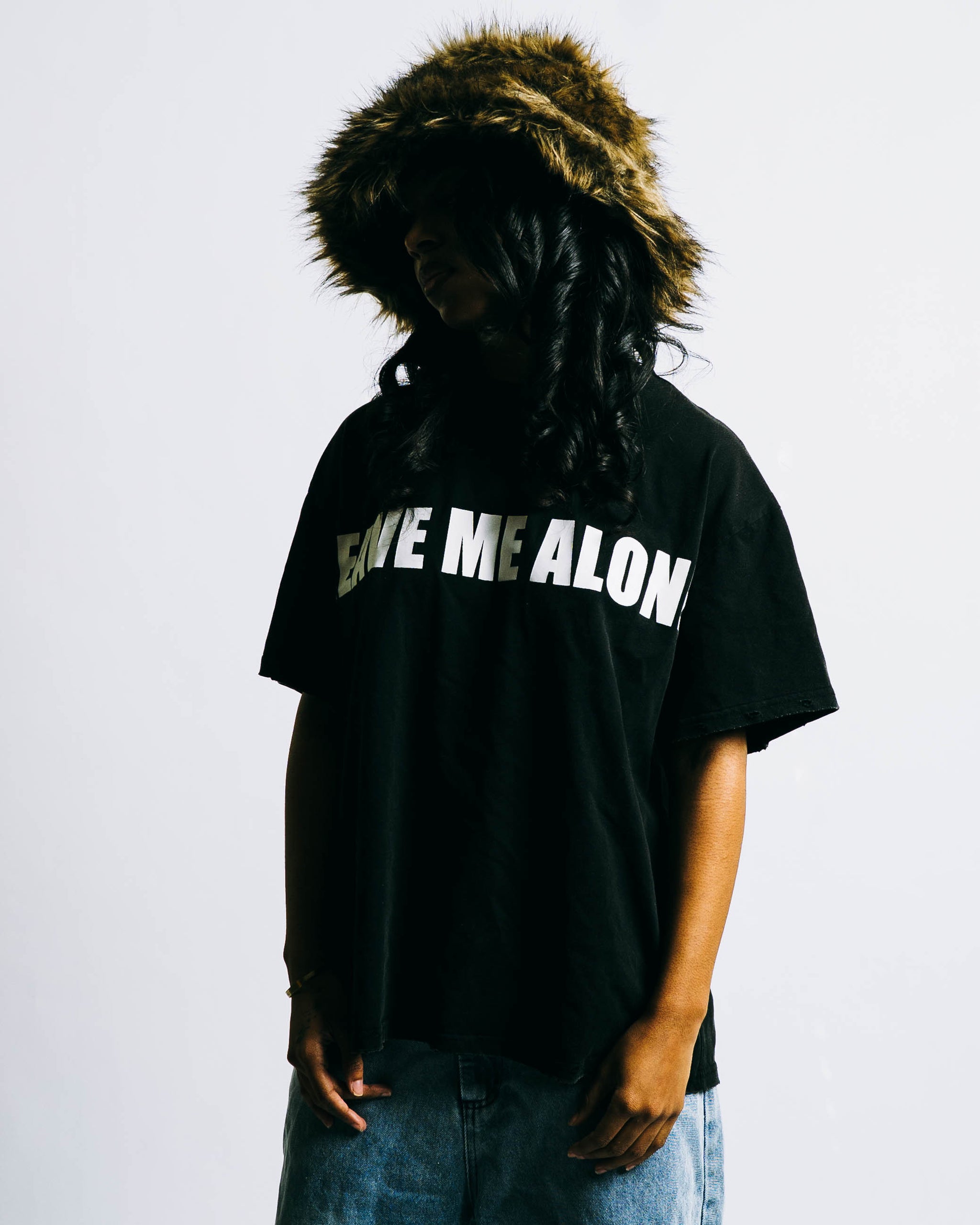 BLACK LEAVE ME ALONE TEE