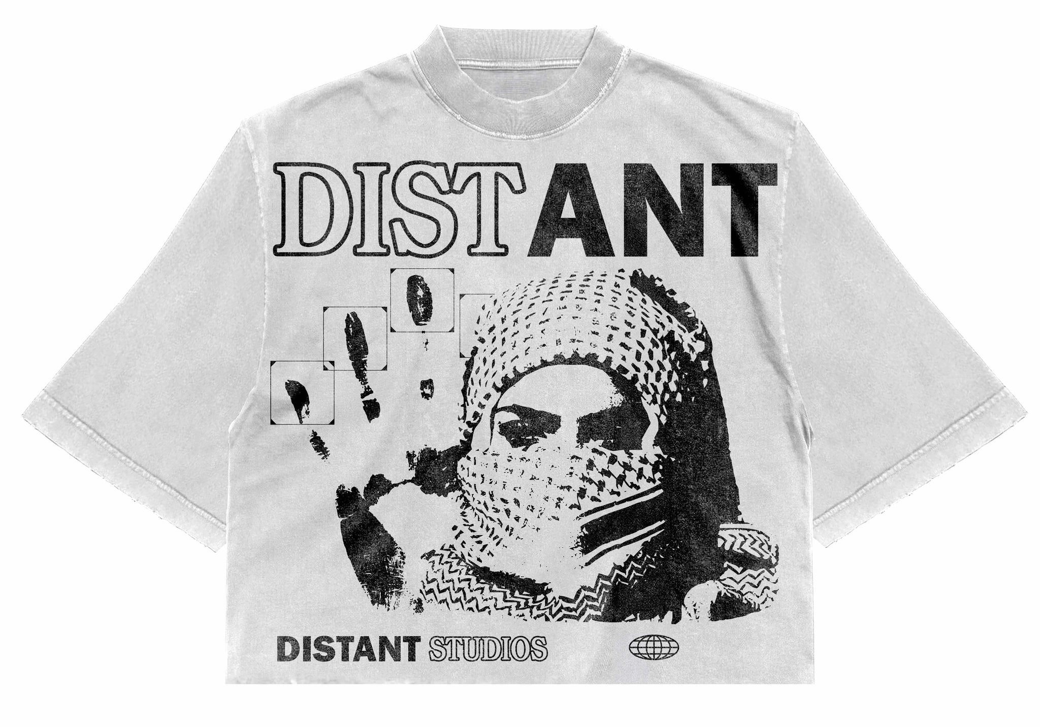 DISTANT WHITE TEE